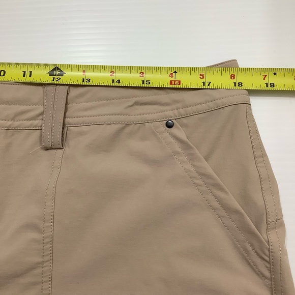 Willit Khaki Shorts NWOT - Picture 7 of 10